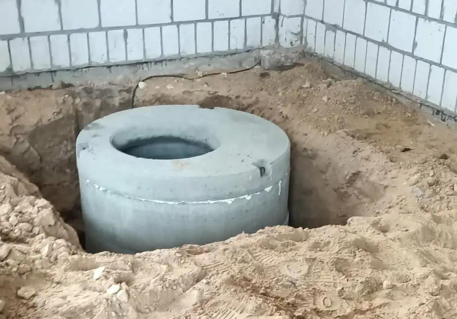 Obudowa studni z kręgów betonowych